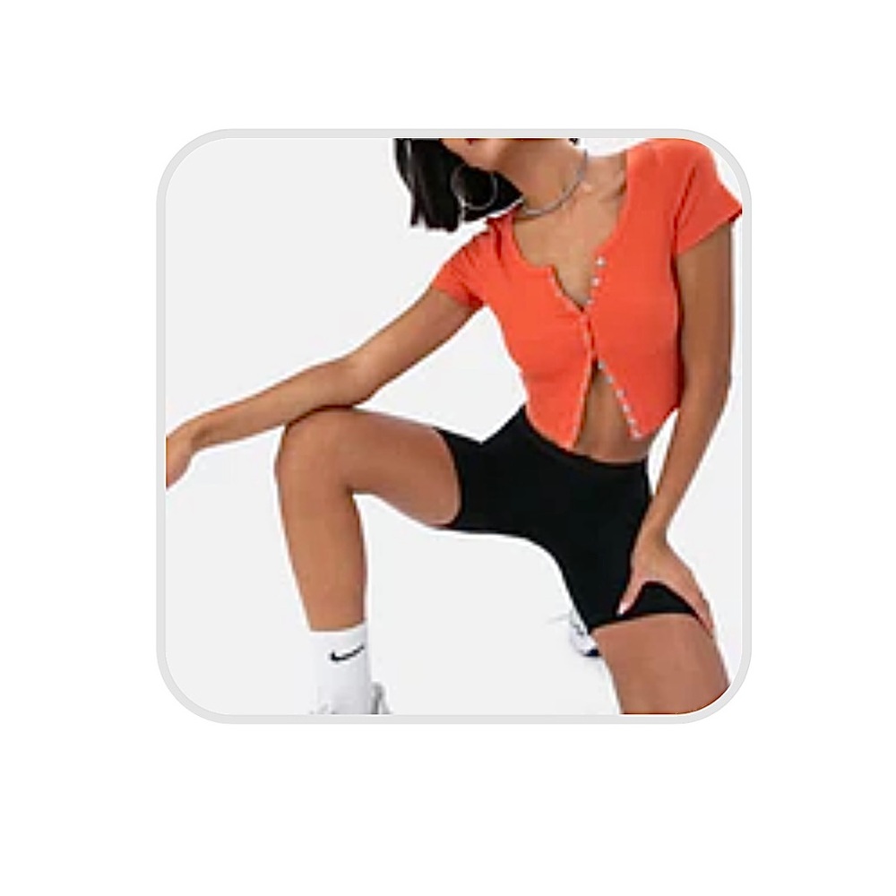 Orange snap up cropped tee, size M.